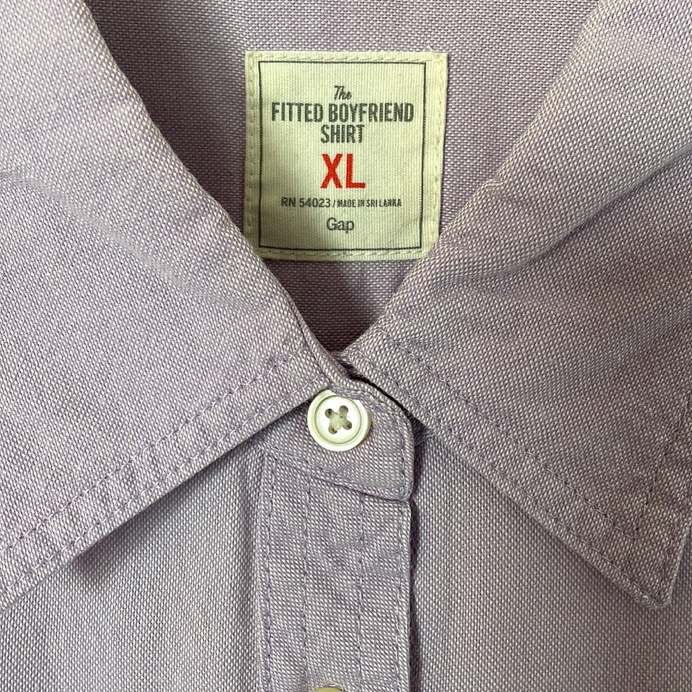 Gap Dusty Lilac The Fitted Boyfriend Shirt - Picture 4 of 4